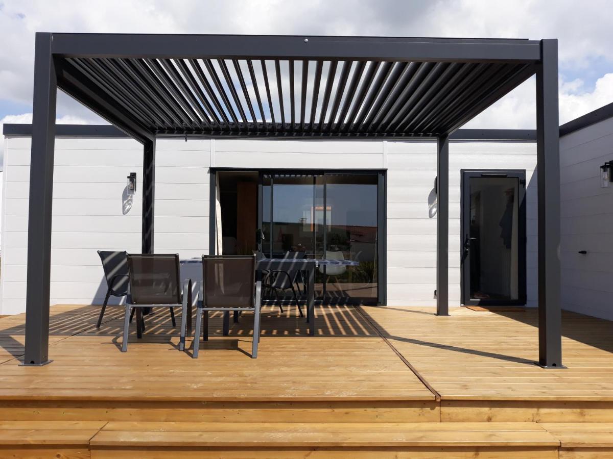 Chalet Pour 6 Dans Un Domaine Avec Piscine Бретиньоль-сюр-Мер Экстерьер фото